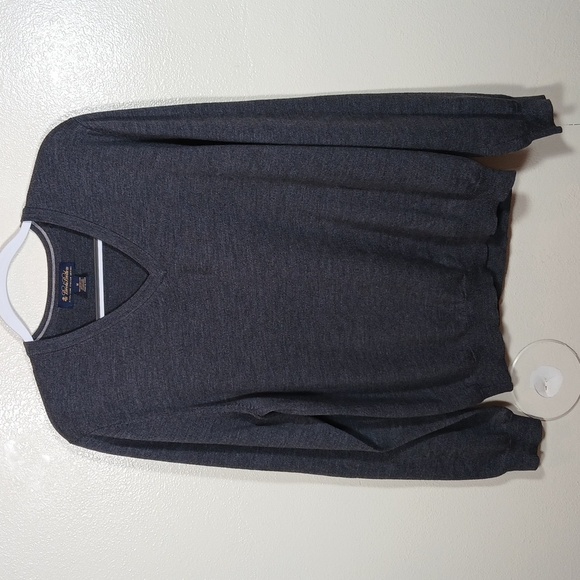 Brooks Brothers extra Italian fine Merino wool v neck sweater Medium - Picture 2 of 6